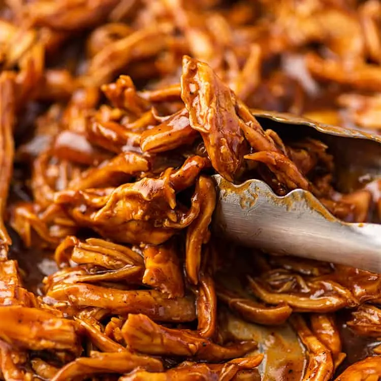 How to Prepare Easy and Quick Shredded BBQ Chicken