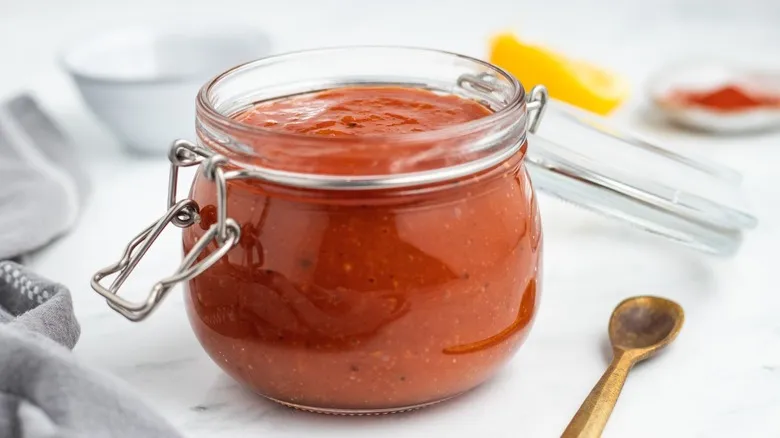 Crafting Homemade Honey BBQ Sauce