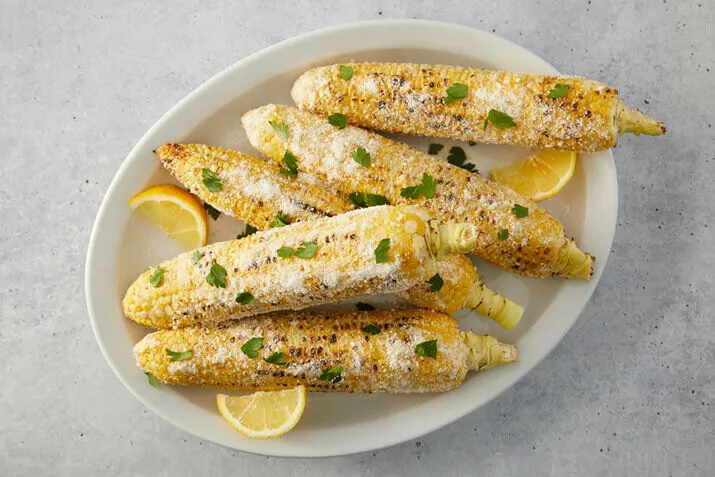 Grill corn with cheese