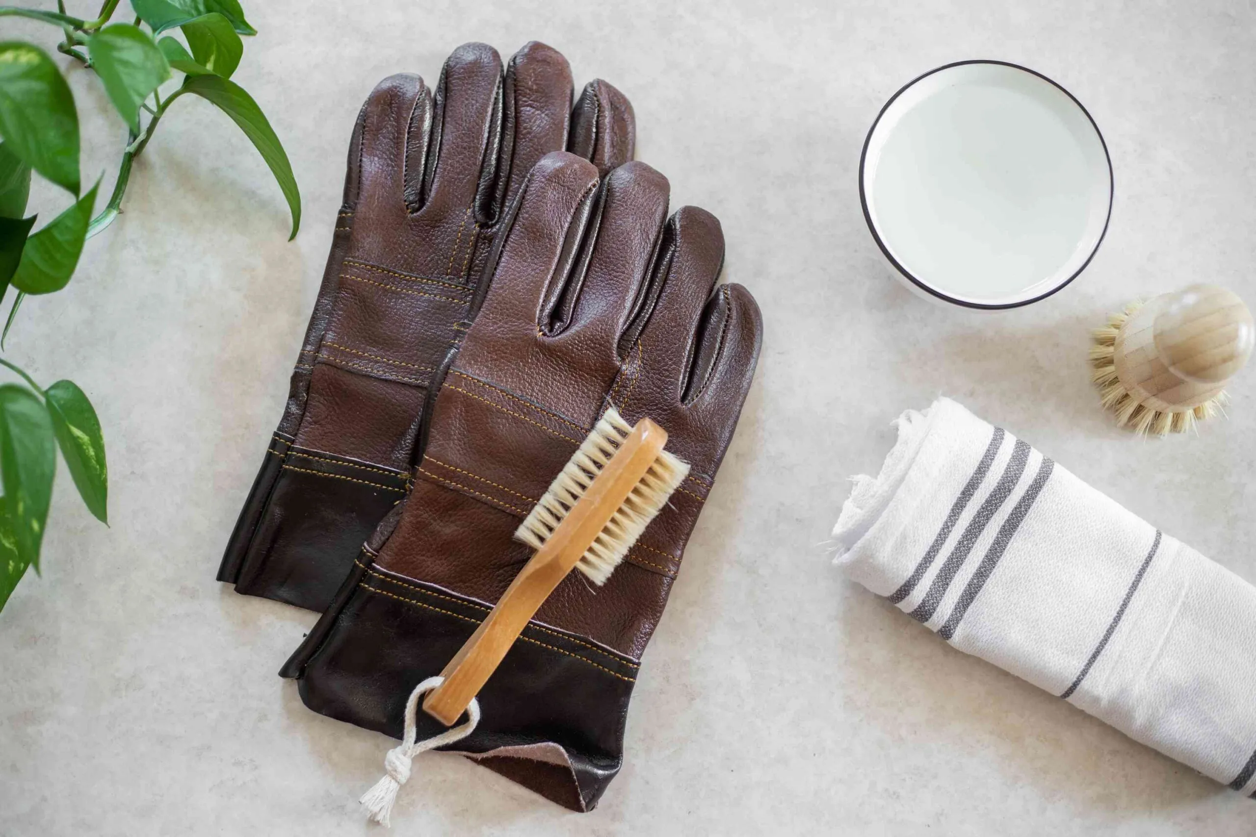 Taking Care of Leather Barbecue Gloves: A Comprehensive Guide
