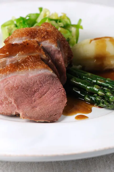 Roast duck breast with asparagus